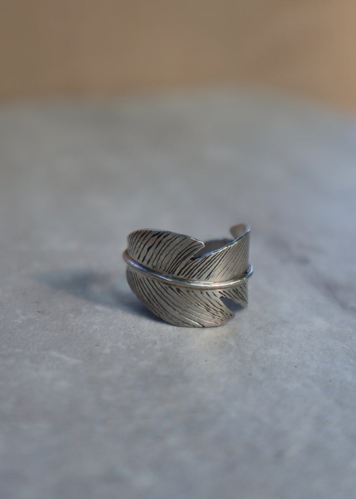 Feather Band Ring