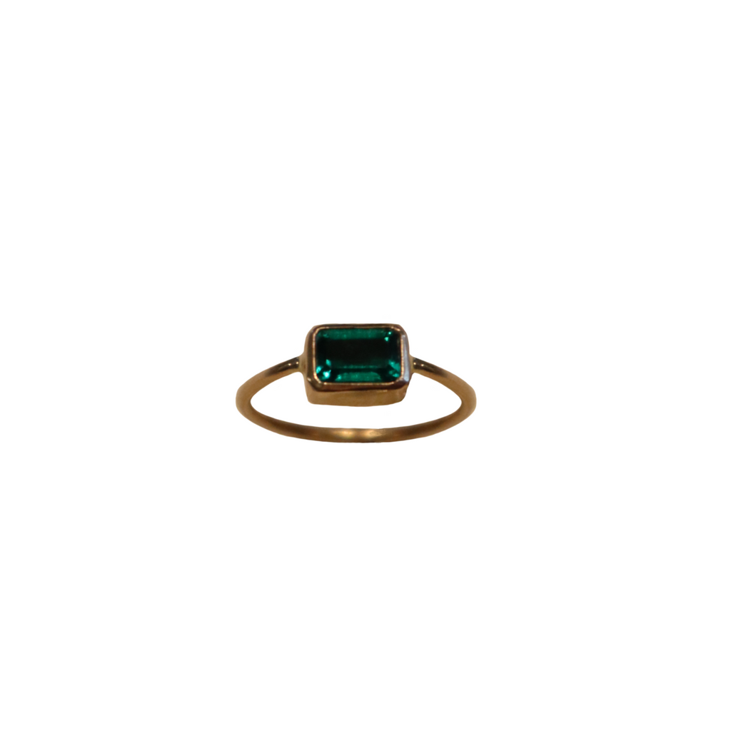 14k Emerald
